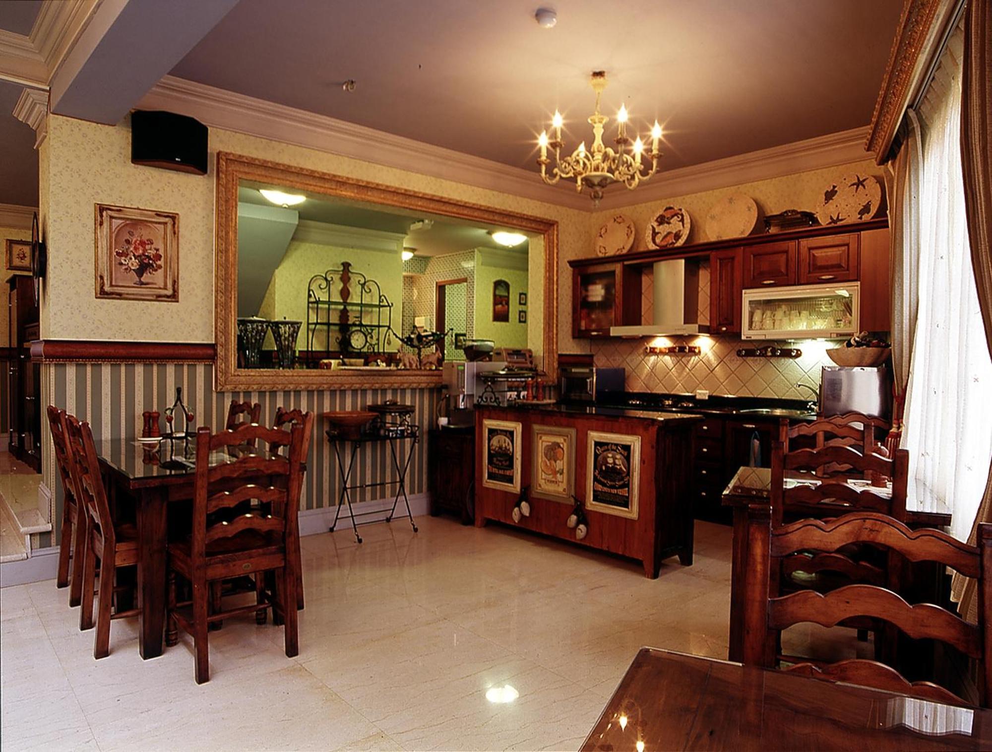 Shangrila Music Villa Ренай Экстерьер фото